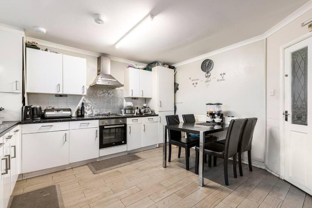 Seaview Apartment London Exterior photo